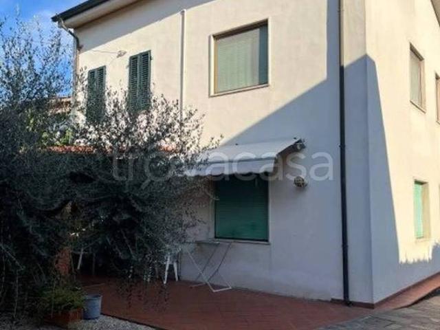 Villa Indipendente in vendita a Rughi, Porcari