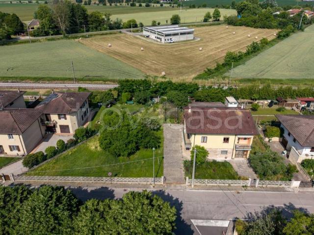 Villa Indipendente in vendita a Bancole, Porto Mantovano