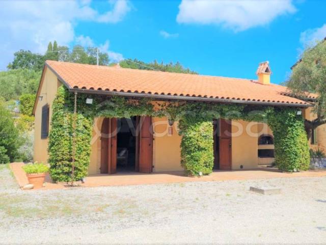 Villa Indipendente in vendita a Marche, Fermo