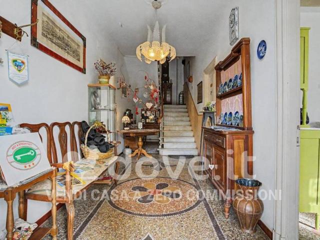 Villa Indipendente in vendita a Torriglia, Liguria