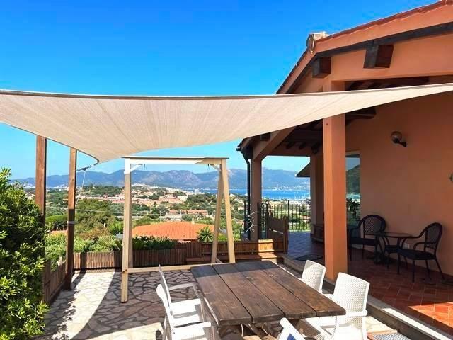 Villa Indipendente in vendita a Portoferraio, Toscana