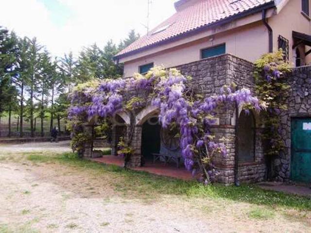 Villa Indipendente in vendita a Macchia romana, Potenza