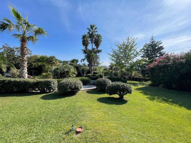 Villa Indipendente in vendita a Toiano, Pozzuoli