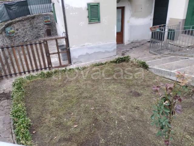 Villa Indipendente in vendita a Pratovecchio Stia, Pratovecchio