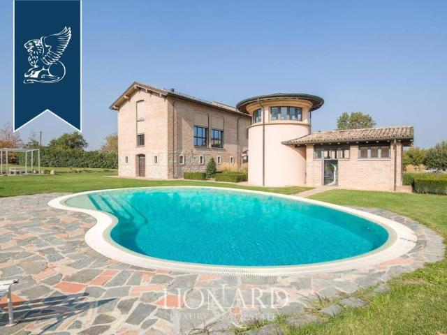 Villa Indipendente in vendita a Colline Matildiche, Re