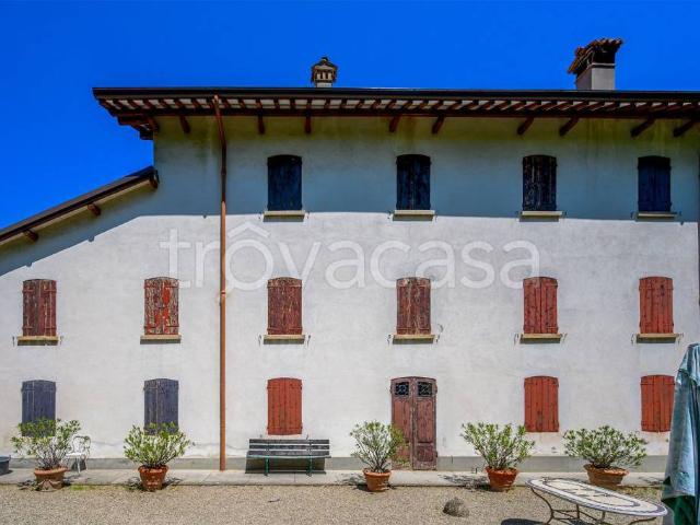 Villa Indipendente in vendita a Colline Matildiche, Re