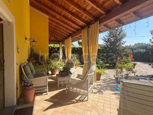 Villa Indipendente in vendita a Frasso, Seravezza