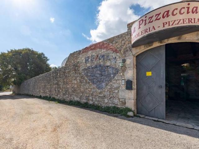 Villa Indipendente in vendita a Ragusa, Sicilia
