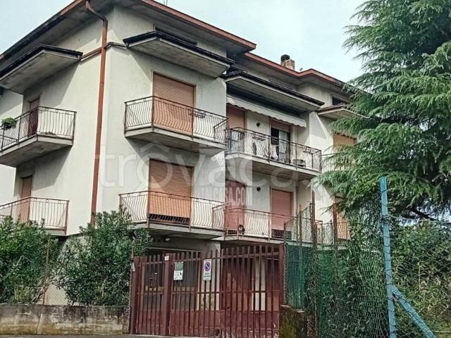 Villa Indipendente in vendita a Ranica, Bergamo