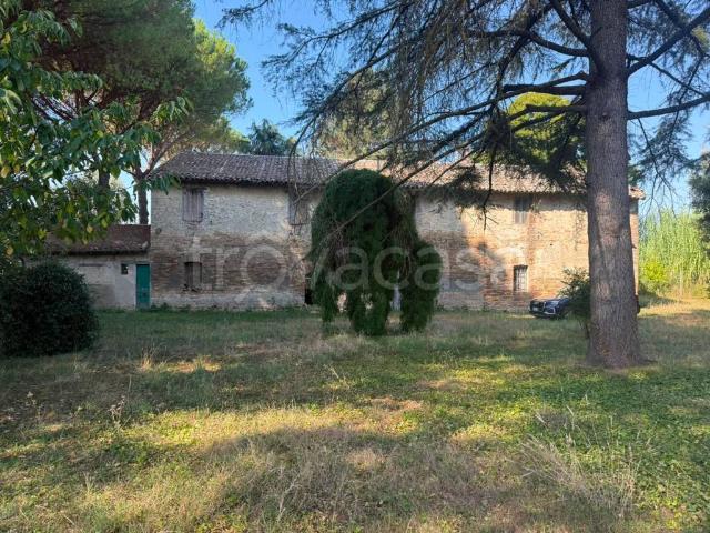 Villa Indipendente in vendita a Ravenna, Reggio Emilia