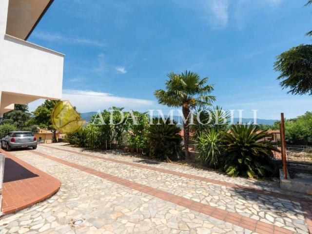 Villa Indipendente in vendita a Calabria, Cosenza