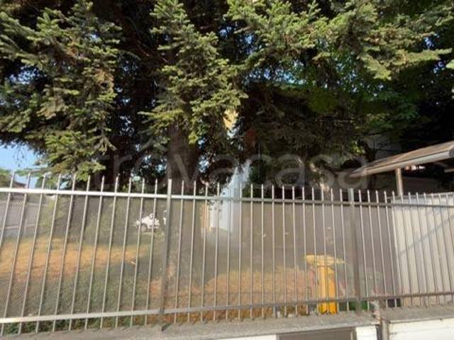 Villa Indipendente in vendita a Ravello, Rescaldina