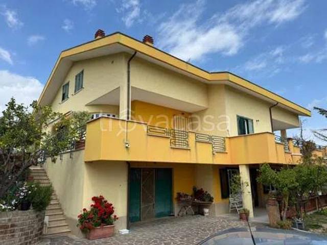 Villa Indipendente in vendita a Cupello, Abruzzo