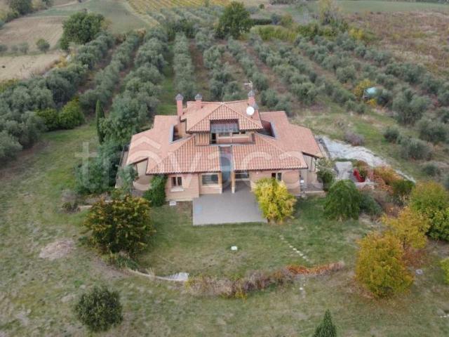 Villa Indipendente in vendita a Rimini, Reggio Emilia