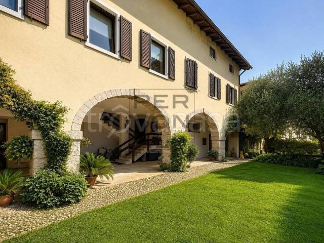 Villa Indipendente in vendita a Comunità Alto Garda e Ledro, Riva