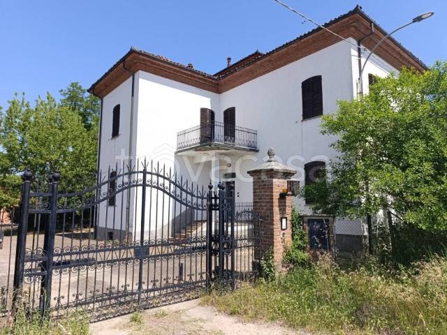 Villa Indipendente in vendita a Piemonte, Alessandria
