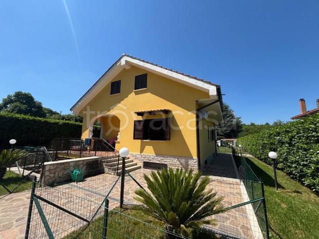 Villa Indipendente in vendita a Roma Capitale, Lazio