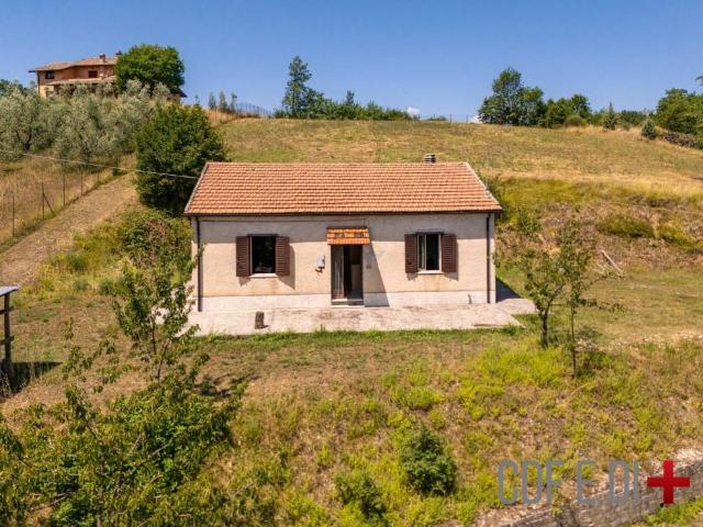 Villa Indipendente in vendita a Rocca Sinibalda, Lazio