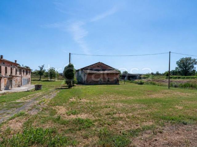 Villa Indipendente in vendita a Pianura Reggiana, Re