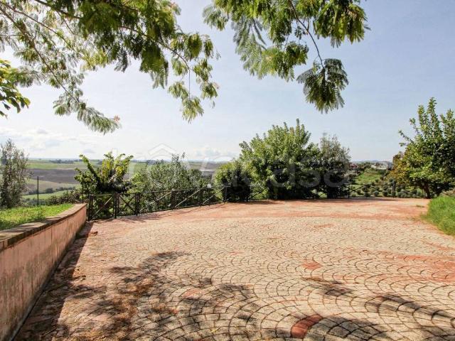 Villa Indipendente in vendita a Municipio Roma I, Roma Capitale