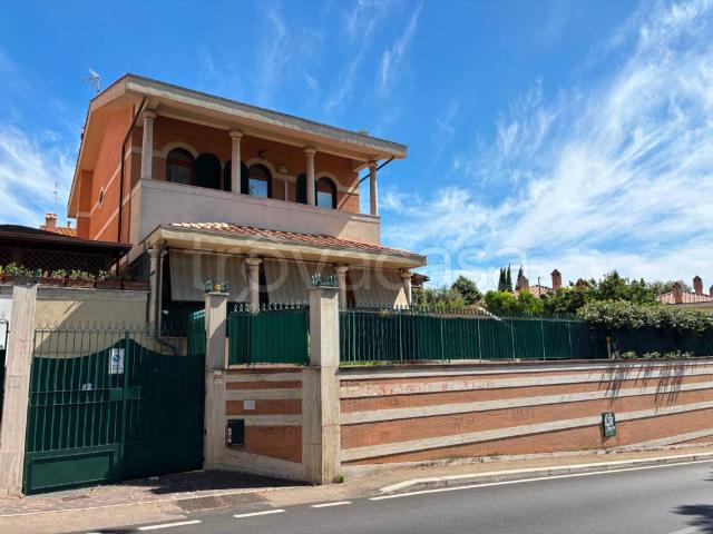 Villa Indipendente in vendita a Municipio Roma XIII, Roma Capitale