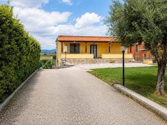 Villa Indipendente in vendita a Municipio Roma XV, Roma Capitale