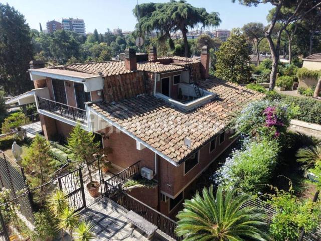 Villa Indipendente in vendita a Municipio Roma IX, Roma Capitale