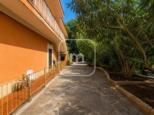Villa Indipendente in vendita a Giardini di Corcolle, Roma Capitale