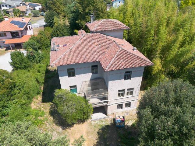 Villa Indipendente in vendita a Romans D'isonzo, Friuli-Venezia Giulia