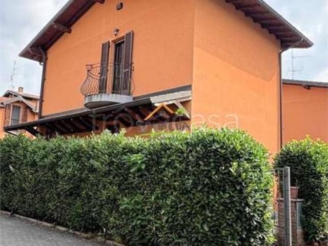 Villa Indipendente in vendita a Piemonte, Novara