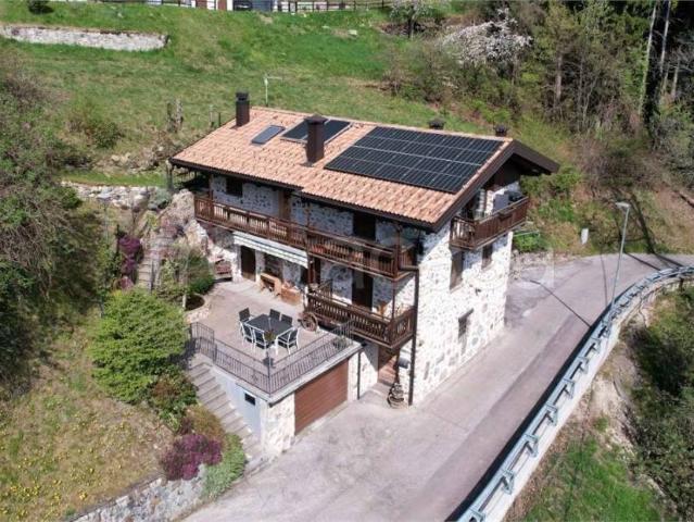 Villa Indipendente in vendita a Comunità Valsugana e Tesino, Ronchi