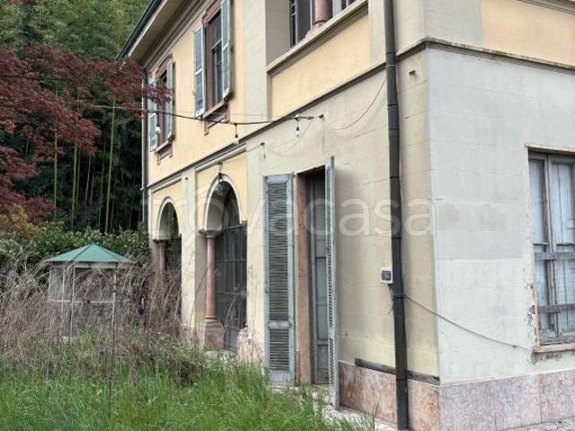 Villa Indipendente in vendita a Ronco Briantino, Lombardia