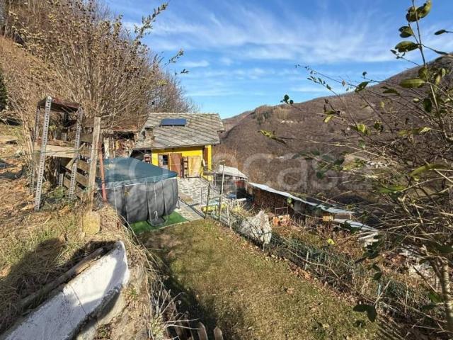Villa Indipendente in vendita a Fucine, Rorà
