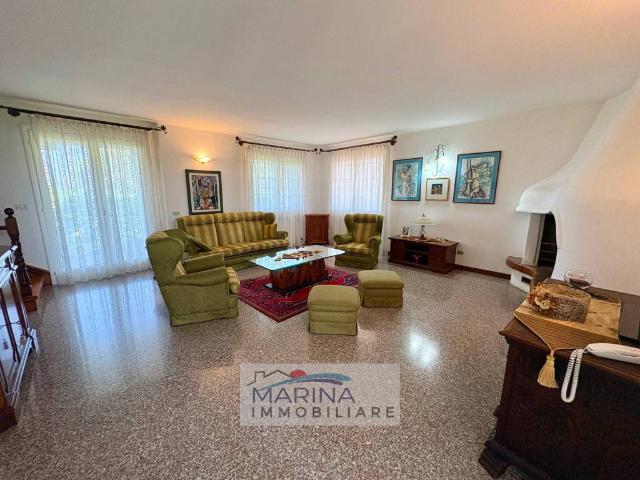 Villa Indipendente in vendita a Rosolina, Veneto