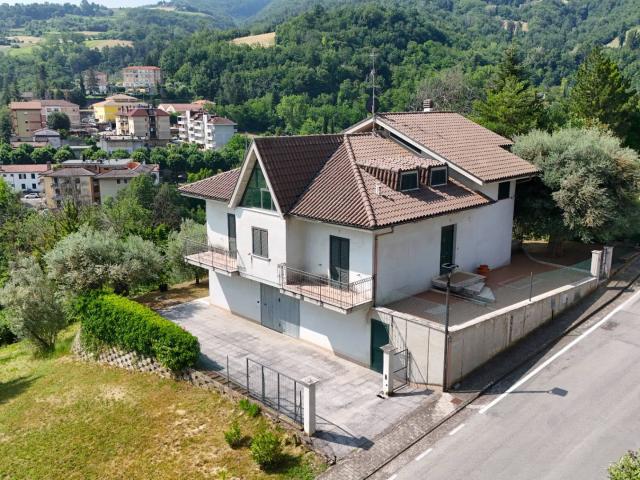 Villa Indipendente in vendita a Marche, Ascoli Piceno