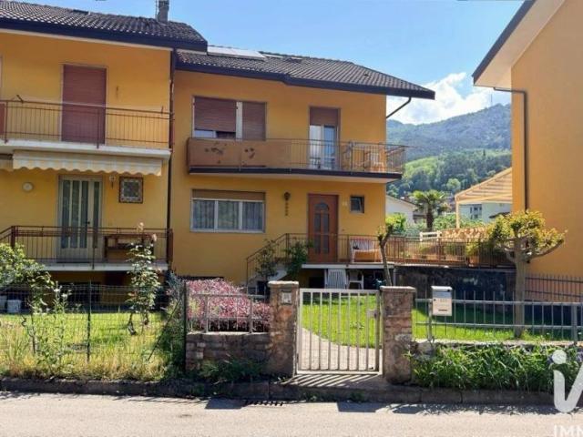 Villa Indipendente in vendita a Comunità della Vallagarina, Borgo Sacco