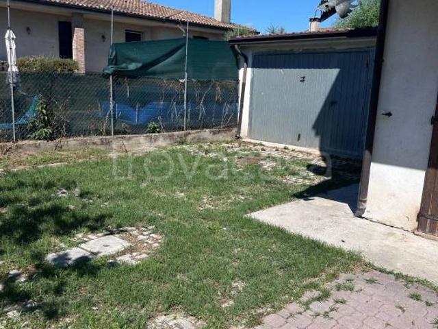 Villa Indipendente in vendita a Rovigo