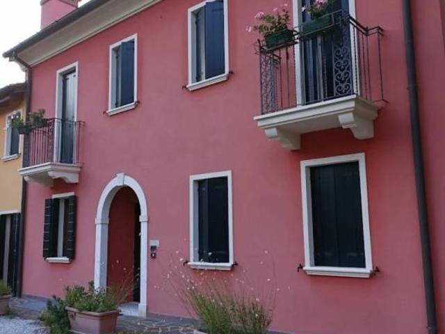 Villa Indipendente in vendita a Rovolon