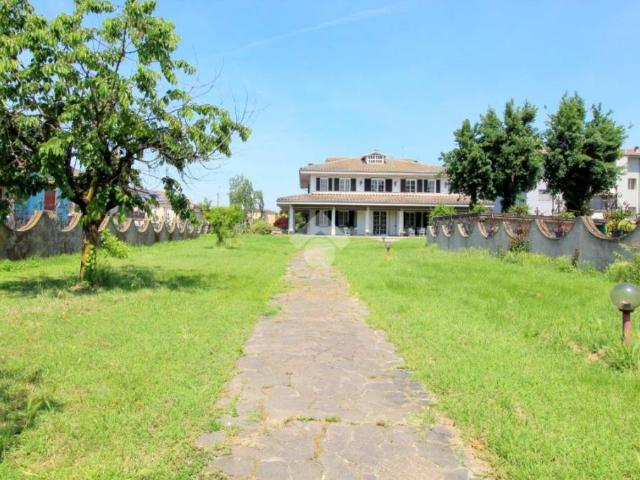 Villa Indipendente in vendita a Salerano Sul Lambro, Lombardia