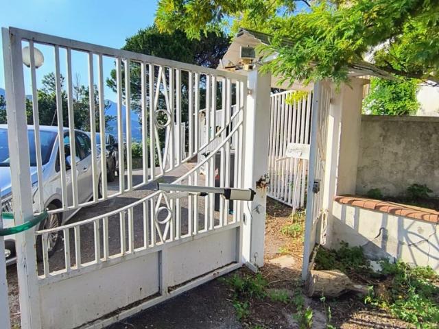 Villa Indipendente in vendita a Salerno, Campania