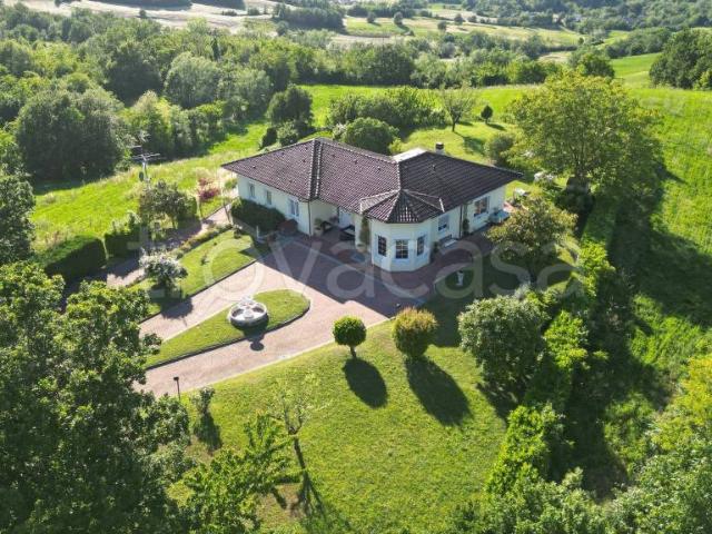 Villa Indipendente in vendita a Salsomaggiore Terme, Reggio Emilia