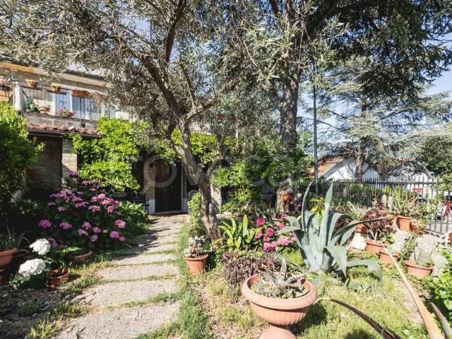 Villa Indipendente in vendita a Saludecio, Reggio Emilia