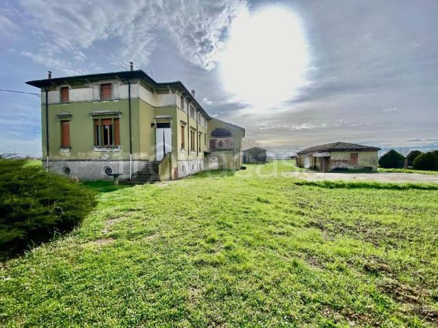 Villa Indipendente in vendita a San Benedetto Po, Lombardia