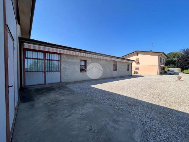 Villa Indipendente in vendita a San Biagio Di Callalta, Veneto
