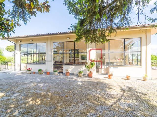 Villa Indipendente in vendita a Roma Capitale, Lazio