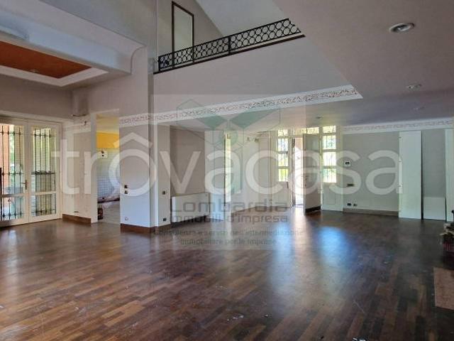 Villa Indipendente in vendita a San Colombano Al Lambro, Lombardia