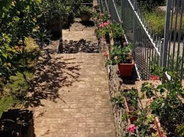 Villa Indipendente in vendita a Cerqueto, Passignano Sul Trasimeno