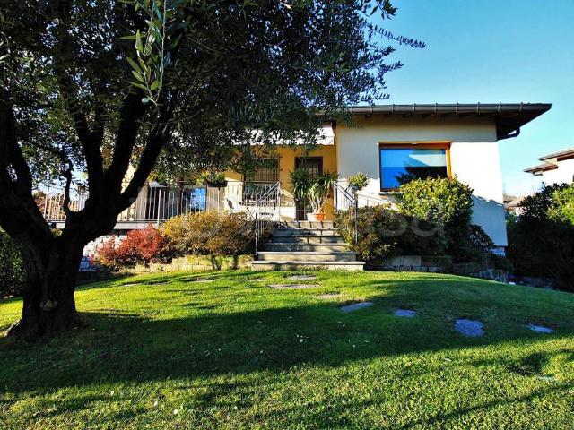 Villa Indipendente in vendita a San Fermo Della Battaglia, Lombardia