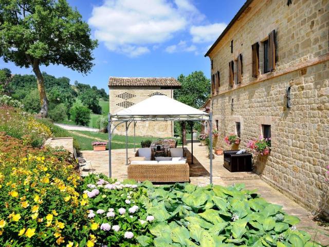Villa Indipendente in vendita a Marche, Macerata