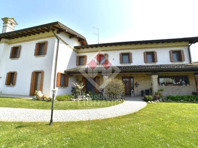 Villa Indipendente in vendita a San Michele Al Tagliamento, Veneto